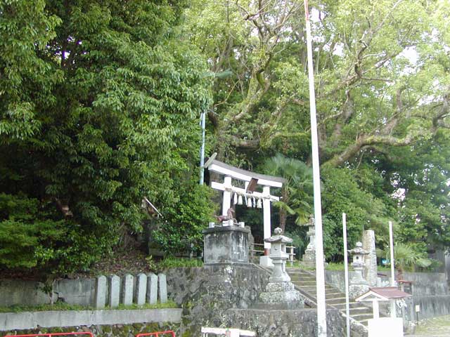 八立稲神社